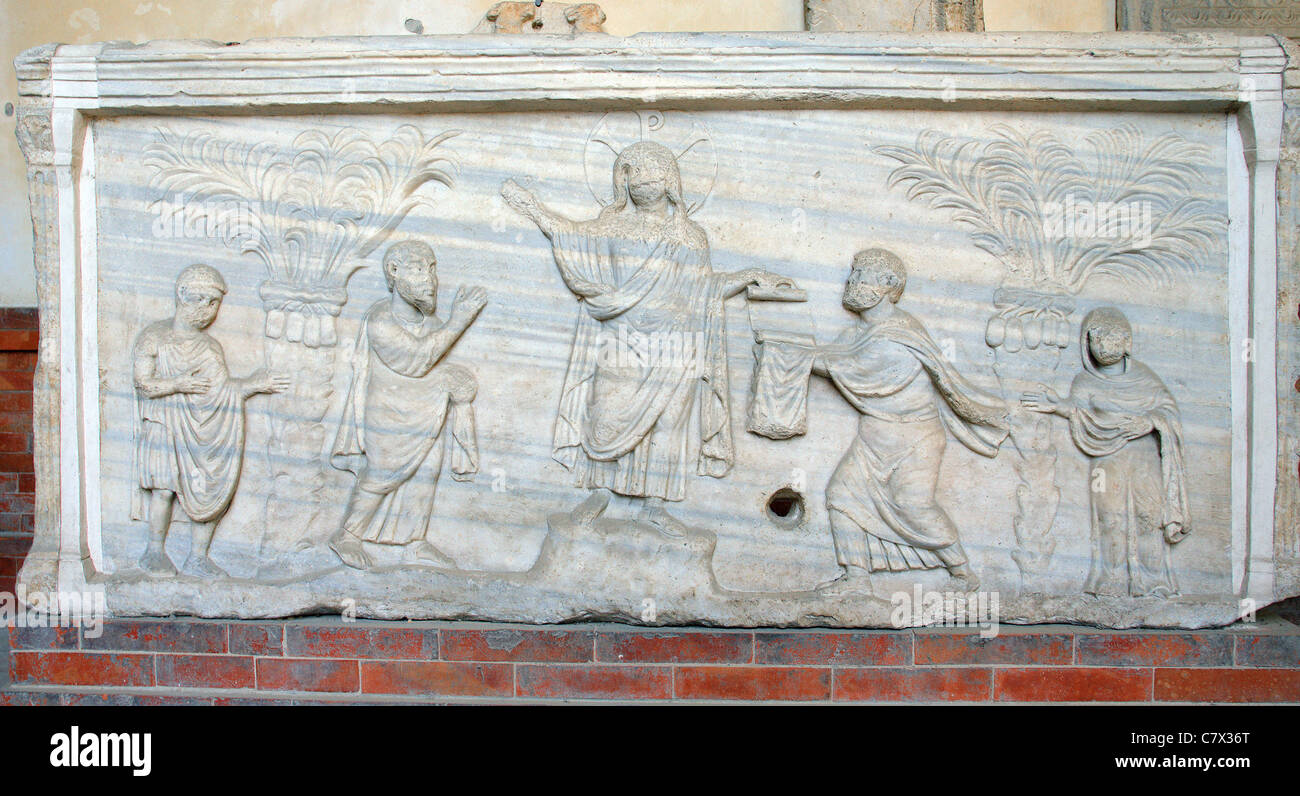 Frühen christlichen Relief auf Marmor-Sarkophag Ravenna Stockfoto