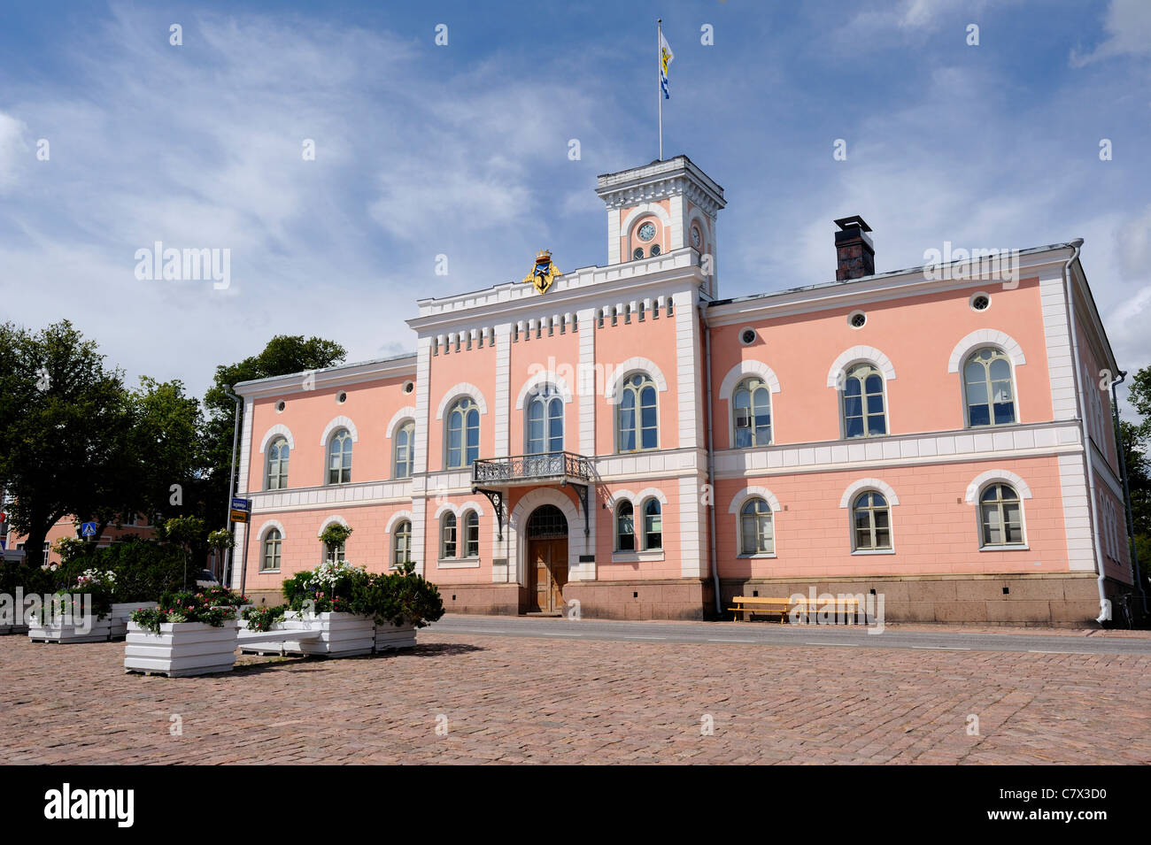 Das Rathaus von historischen Küstenstadt Stadt Loviisa, gebaut im Jahre 1856, Architekt Georg Theodor Chiewitz. Rathausplatz, Loviisa, F Stockfoto