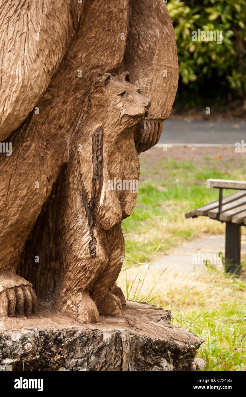 Detail aus "Bär mit zwei Cubs" von Tim Burgess, die MENCAP Gemeindezentrum, Altrincham, Cheshire, England, Vereinigtes Königreich Stockfoto