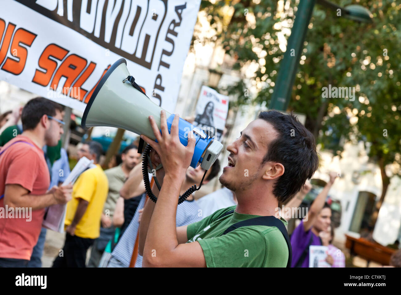 Demonstration gegen den IWF, Sparmaßnahmen und Verteidigung der Beschäftigung, Löhne und Renten. Lissabon, 1. Oktober 2011. Stockfoto