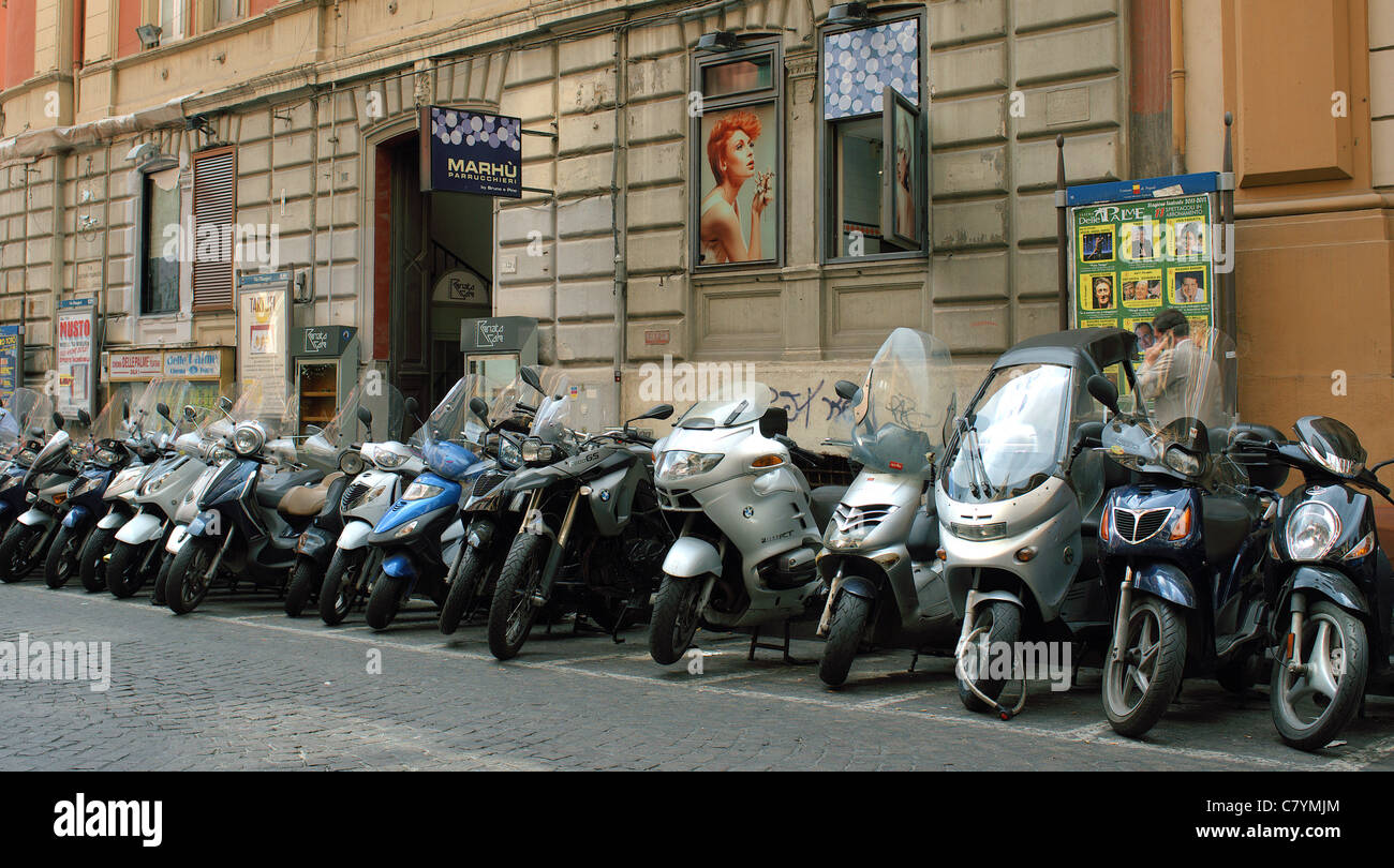 Motorräder Scooter Neapel Napoli Italien Stockfoto