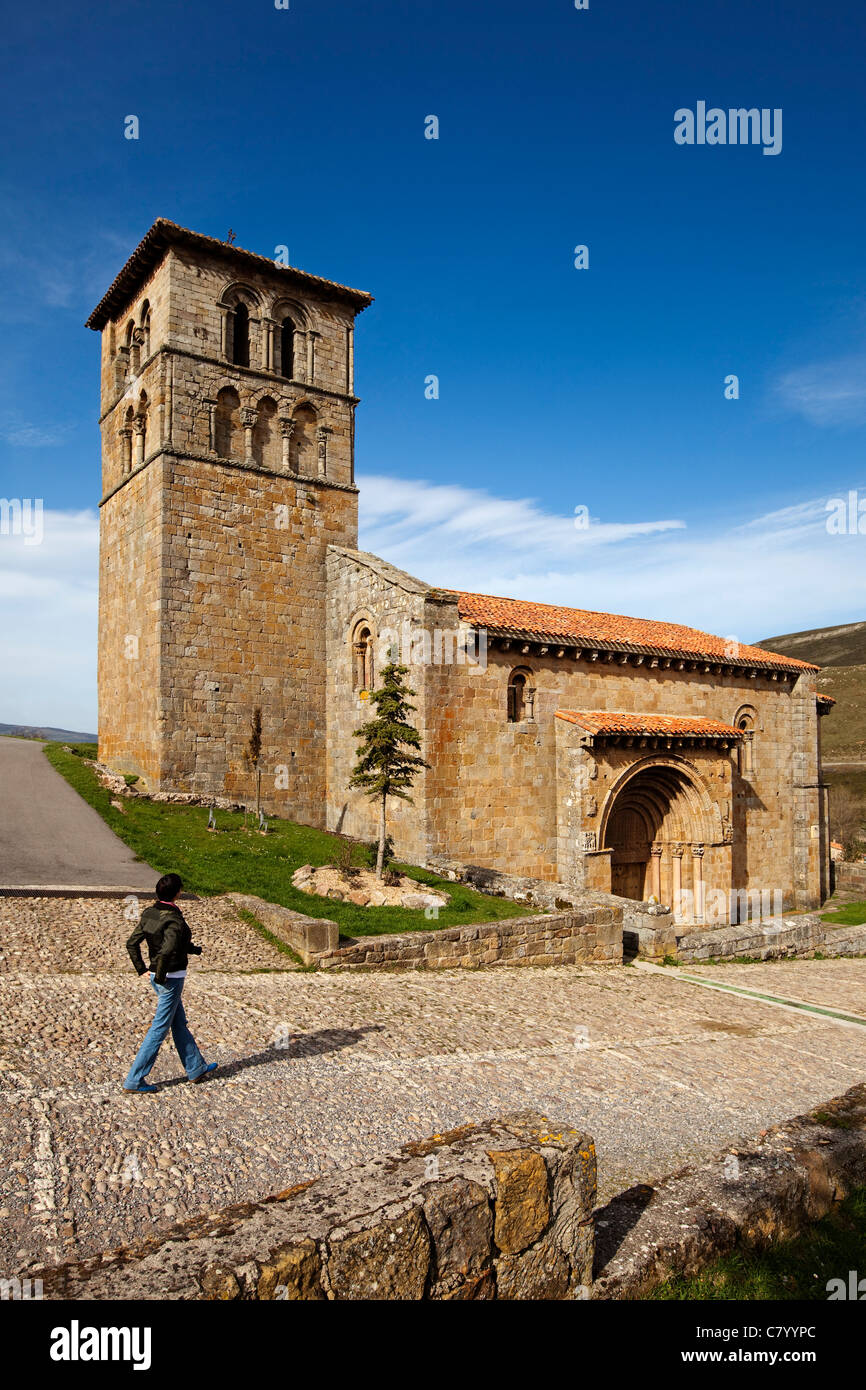 Romanische Kirche von Cervatos Kantabrien Spanien Stockfoto