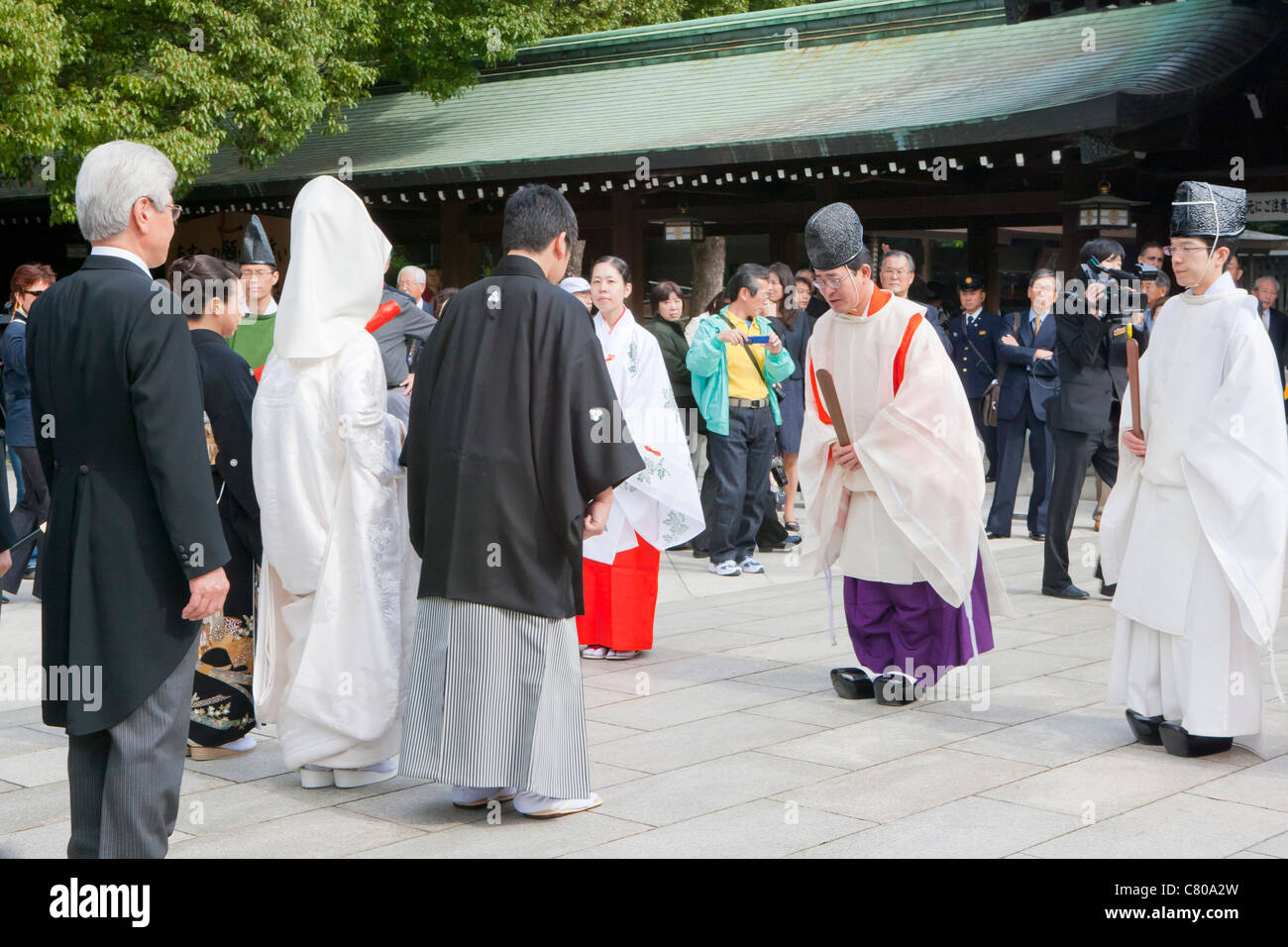 Shinto Hochzeit an der Meiji-Schrein, Tokyo Stockfoto