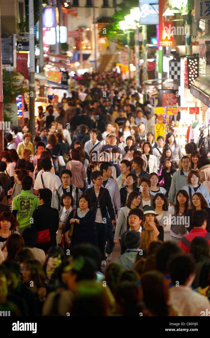 Japan, Tokyo, Harajuko Bezirk, Takeshita Dori Straße Stockfoto