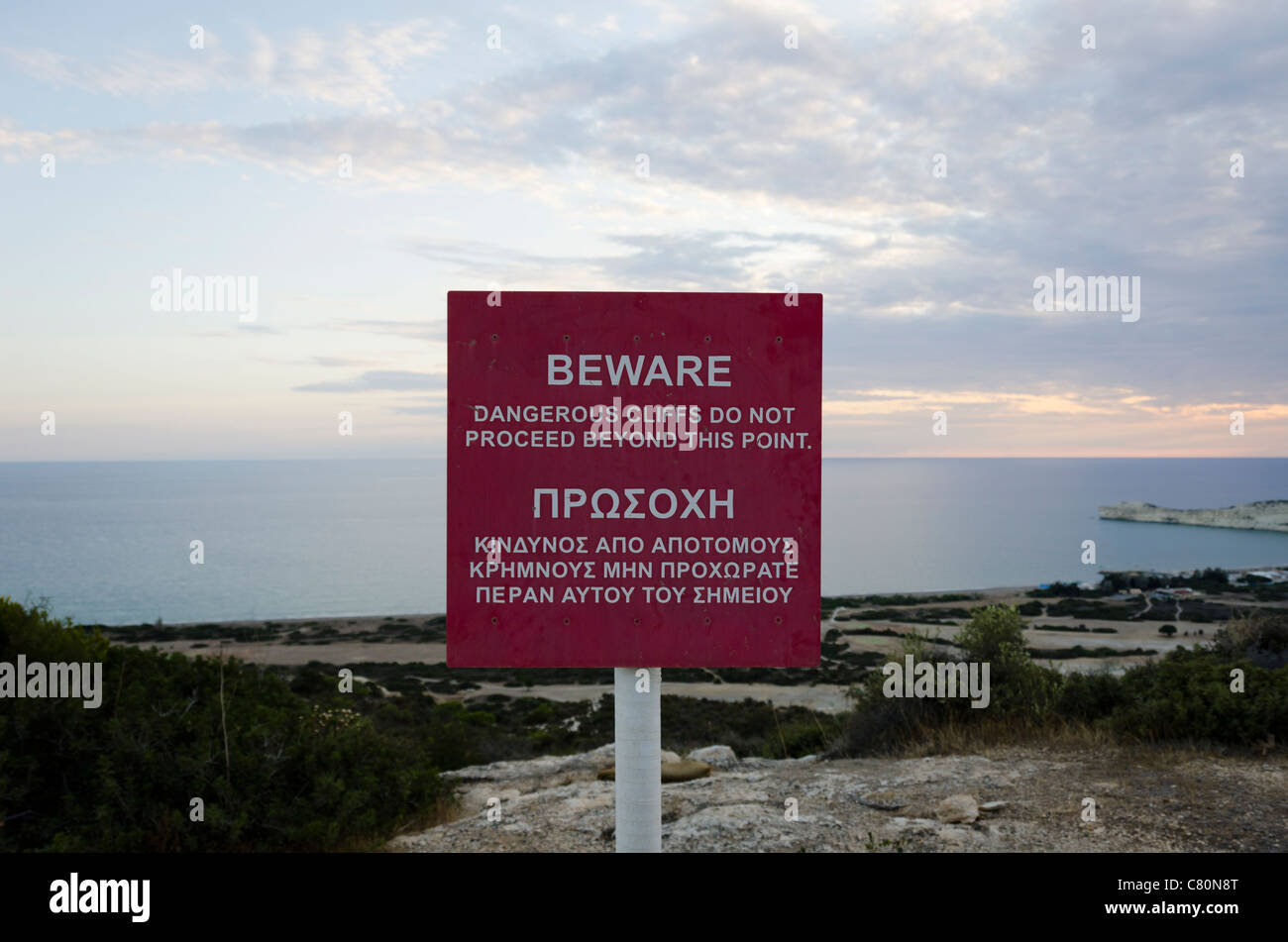 Zypern, gefährliche Klippe Zeichen. Stockfoto