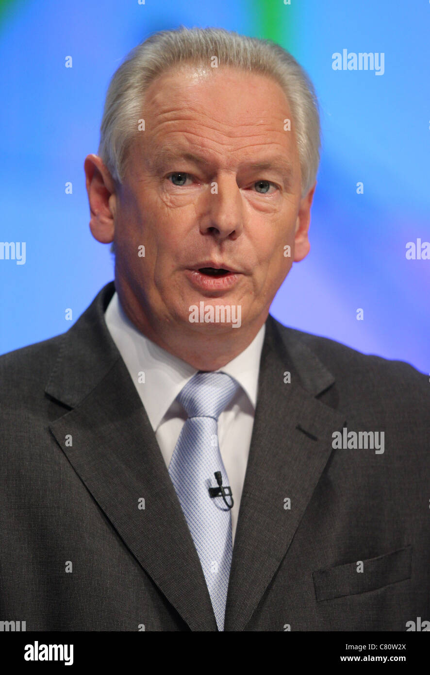 FRANCIS MAUDE MP CABINET OFFICE MINISTER 3. Oktober 2011 MANCHESTER Stadtzentrum von MANCHESTER ENGLAND Stockfoto