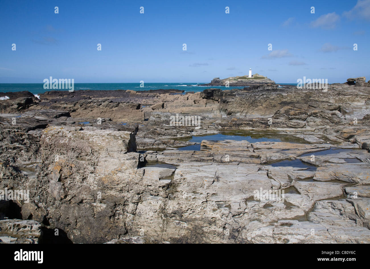 Die felsige Küste bei Godrevy Point, St. Ives Bay, Cornwall, England. Stockfoto