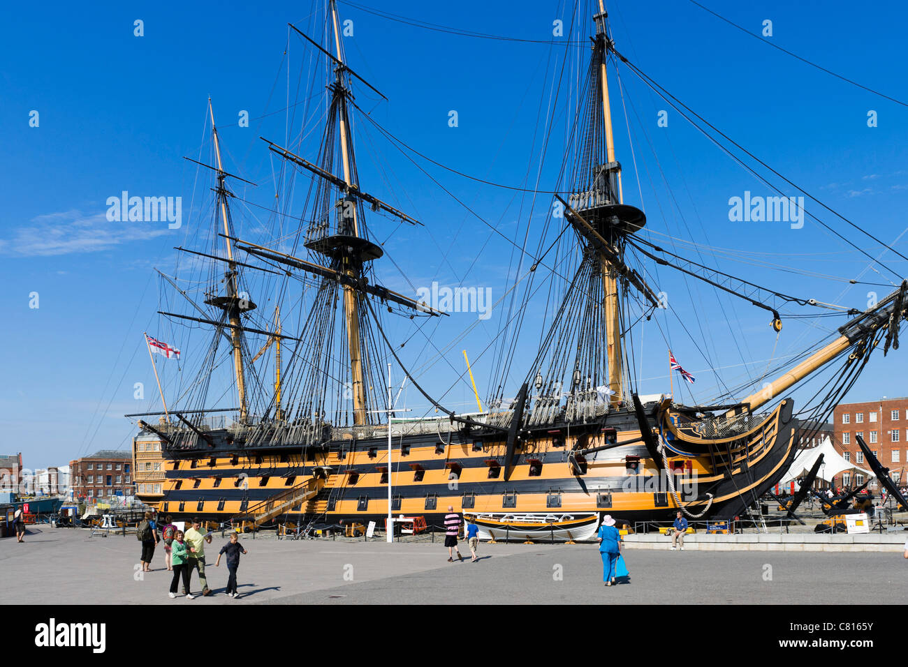 Admiral Lord Nelsons Flaggschiff HMS Victory in Portsmouth Historic Dockyard, Portsmouth, Hampshire, England, UK Stockfoto