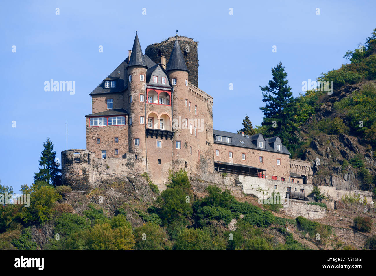 Schloss Burg Katz auf Anhöhe über dem Rhein in Rheinland-Deutschland Stockfoto