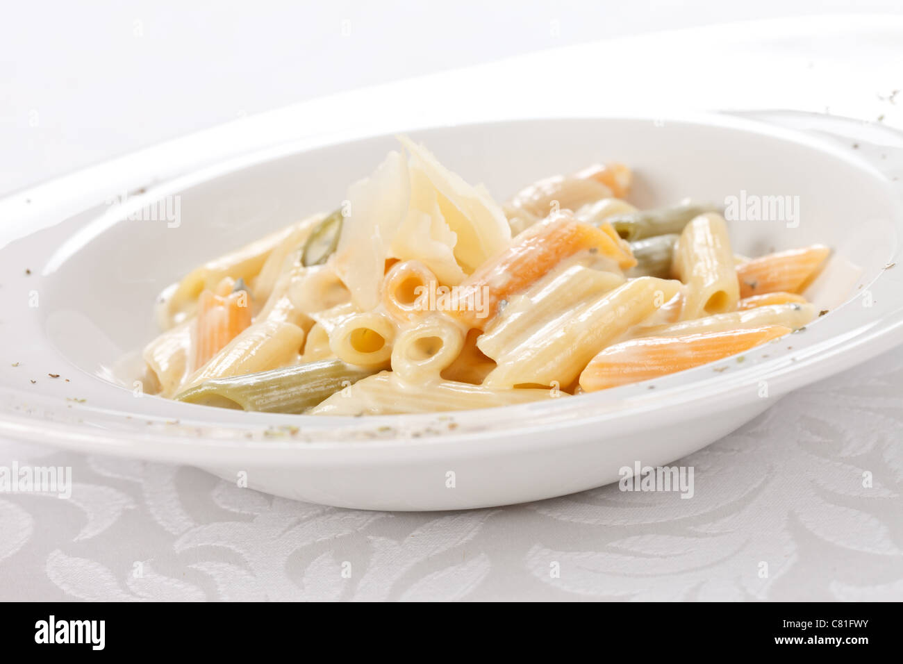 Prosciutto sahne sauce Fotos und Bildmaterial in hoher Auflösung Alamy