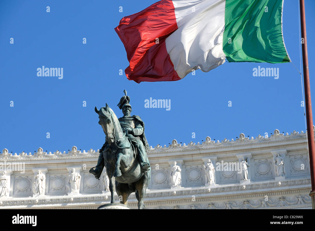 Il Vittoriano, Nahaufnahme von einer der Statuen auf dem Denkmal für Victor Emmanuel II, Rom, Italien, Europa Stockfoto