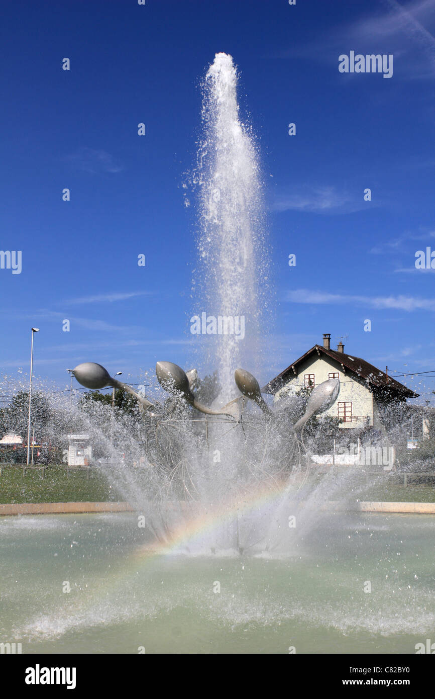 Brunnen am Publier in der Nähe von Évian-Les-Bains, in Haute-Savoie-Abteilung der Region Rhône-Alpes im Südosten Frankreichs. Stockfoto