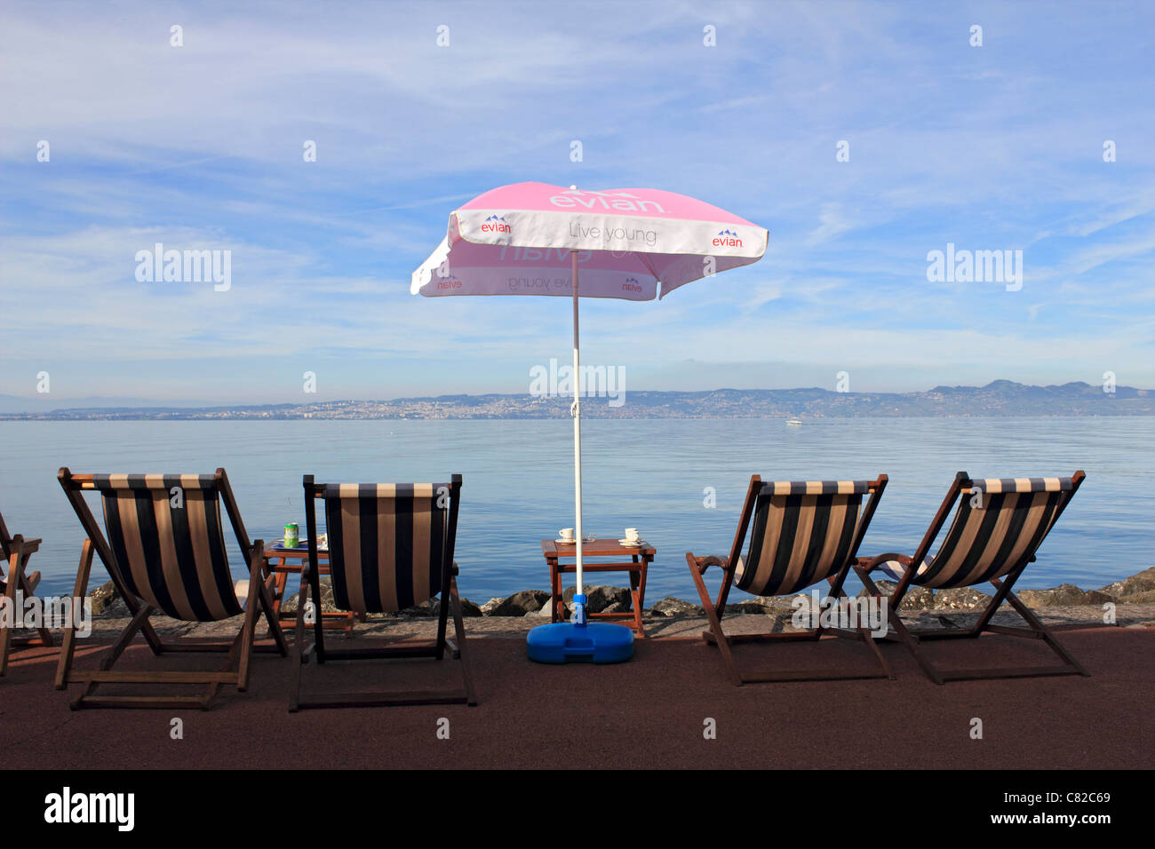 Évian-Les-Bains am Genfersee in Haute-Savoie-Abteilung der Region Rhône-Alpes im Südosten Frankreichs. Stockfoto