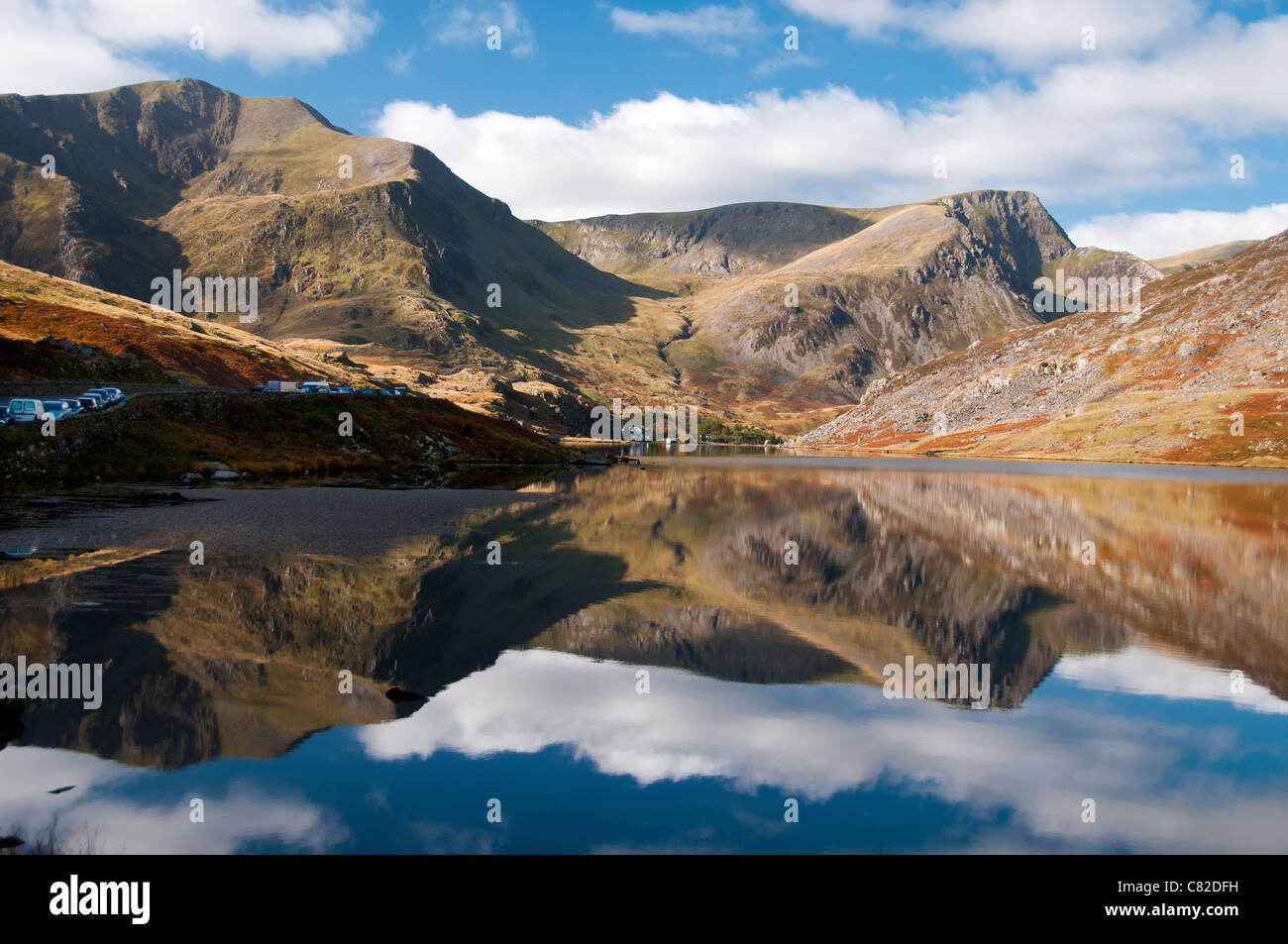 Ogwen See und die Berge von Snowdonia Nordwales UK. Stockfoto