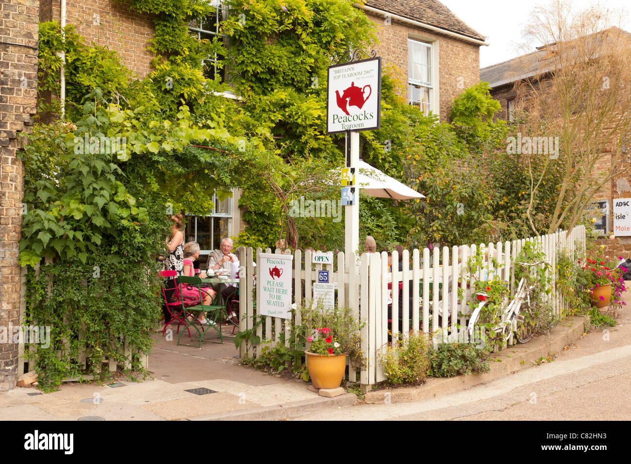 Pfauen Teestube in Ely, Cambridgeshire, Großbritannien Stockfoto