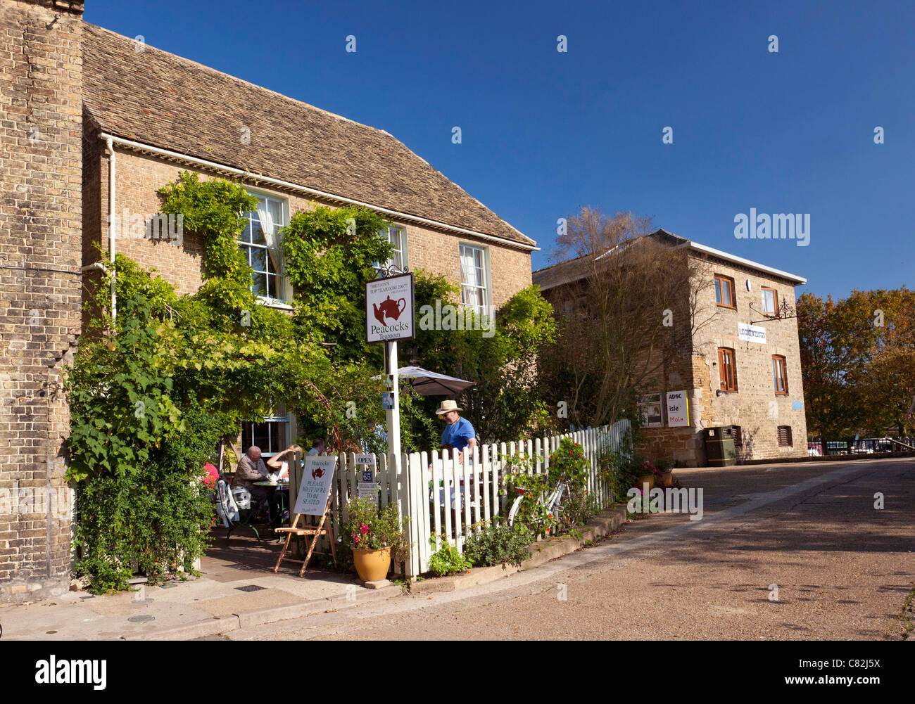 Pfauen Teestube in Ely, Cambridgeshire, Großbritannien Stockfoto