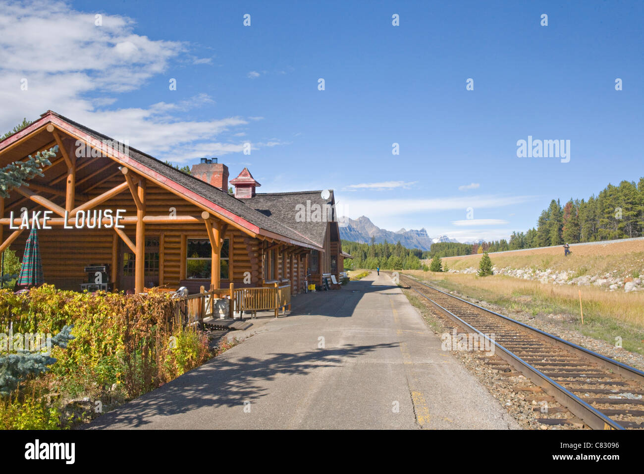 Alte Eisenbahn Bahnhof restaurant am Lake Louise Haltestelle im Banff National Park, Alberta Kanada umgewandelt Stockfoto