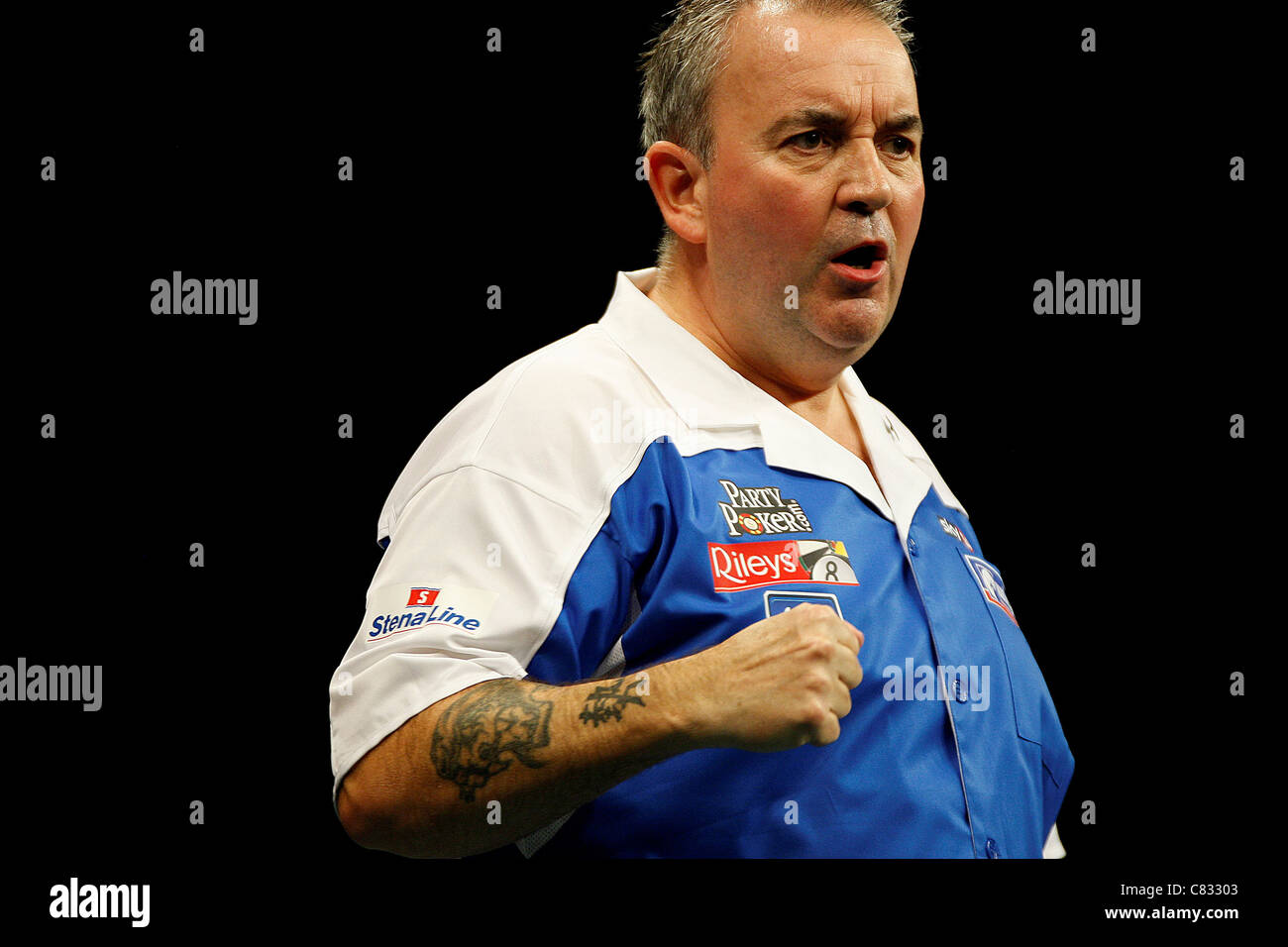 Dublin, Irland. Phil Taylor in Aktion gegen Brendan Dolan, während das Finale der PDC World Grand Prix Stockfoto
