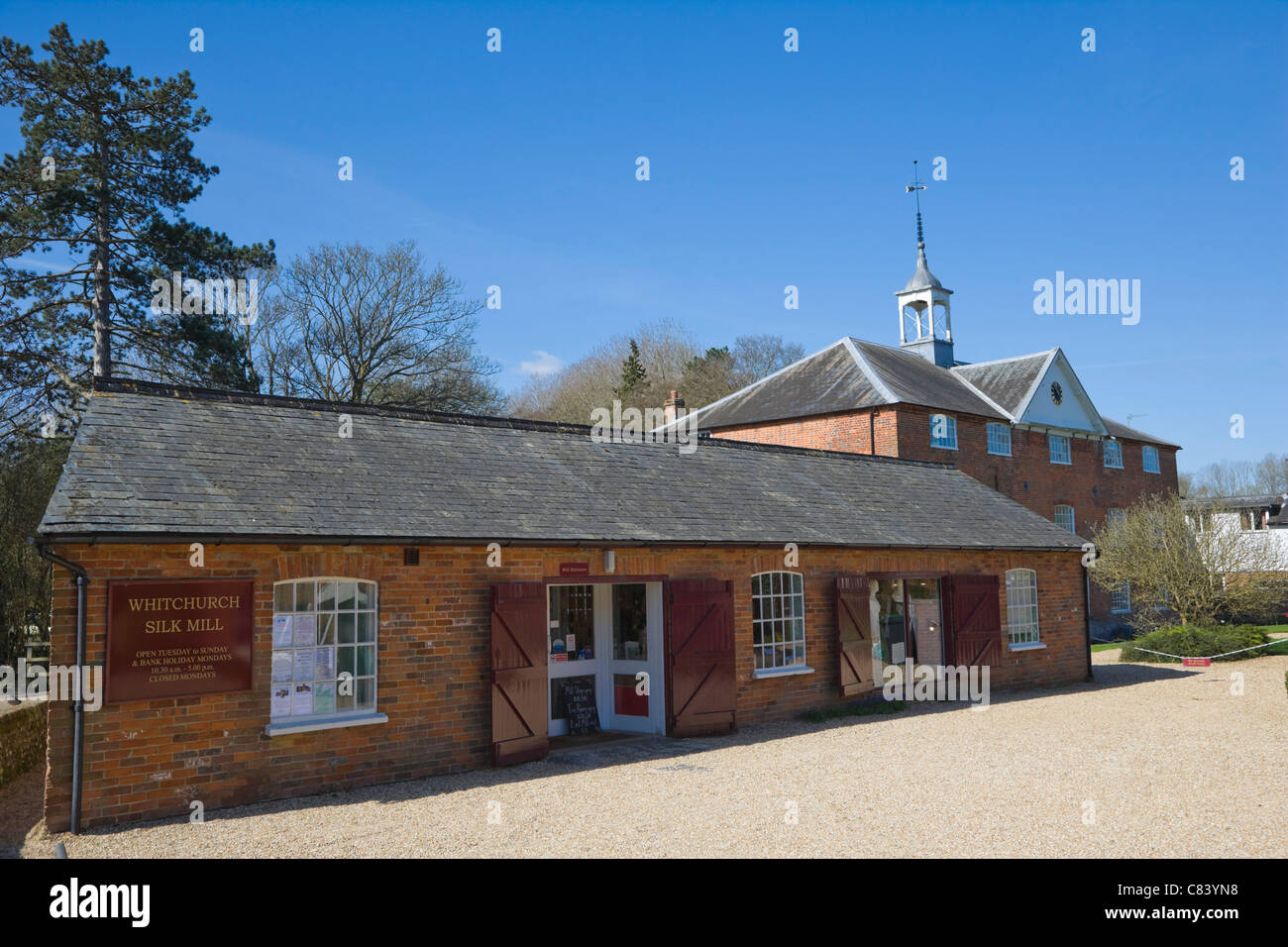 Whitchurch Silk Mühle, Winchester Street, Whitchurch, Hampshire, England, Vereinigtes Königreich Stockfoto