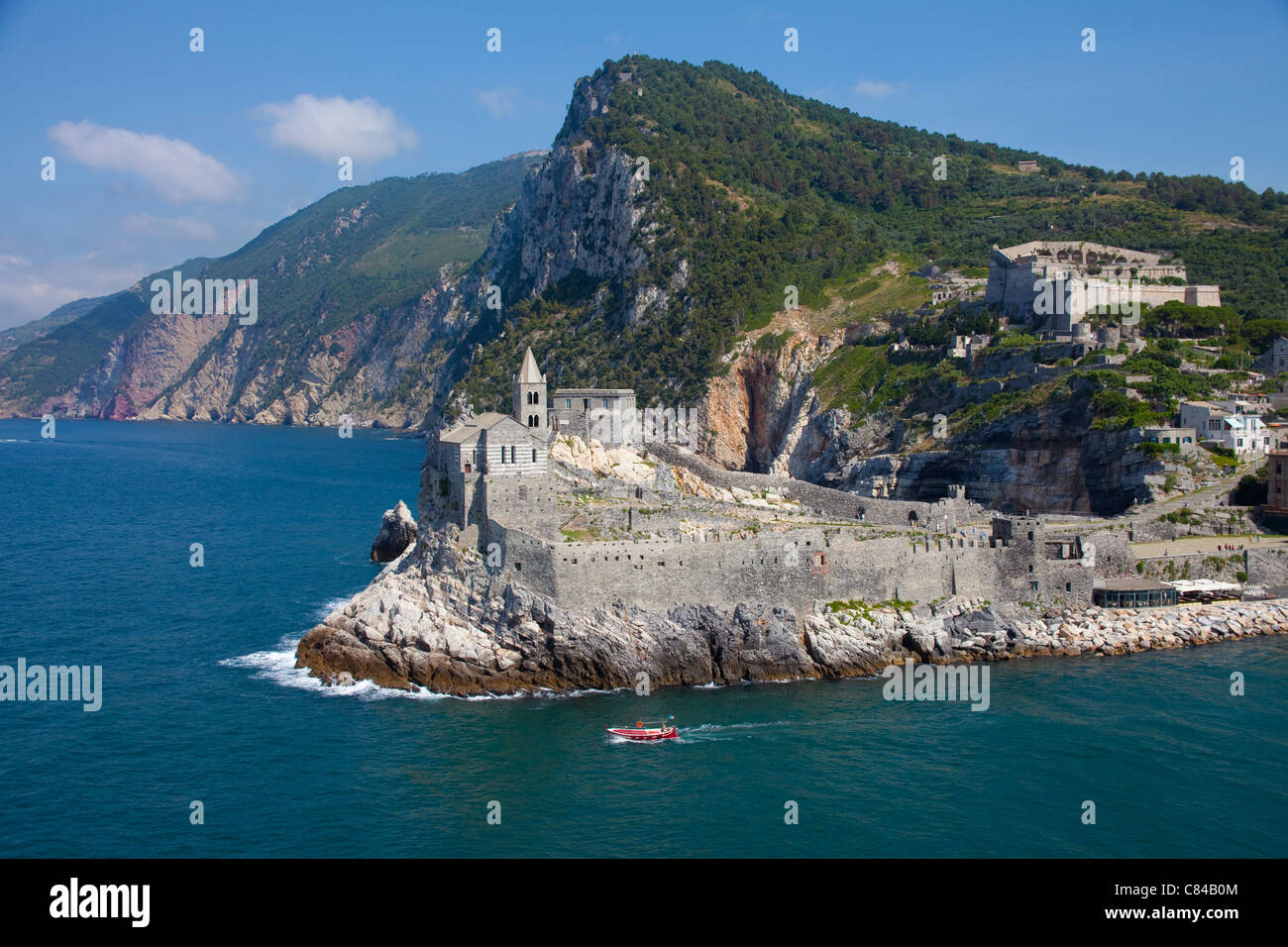 Die Festung und die Kirche San Pietro in Porto Venere, UNESCO-Weltkulturerbe, Provinz La Spezia, Ligurien, Levante, Italien, Mittelmeer, Europa Stockfoto