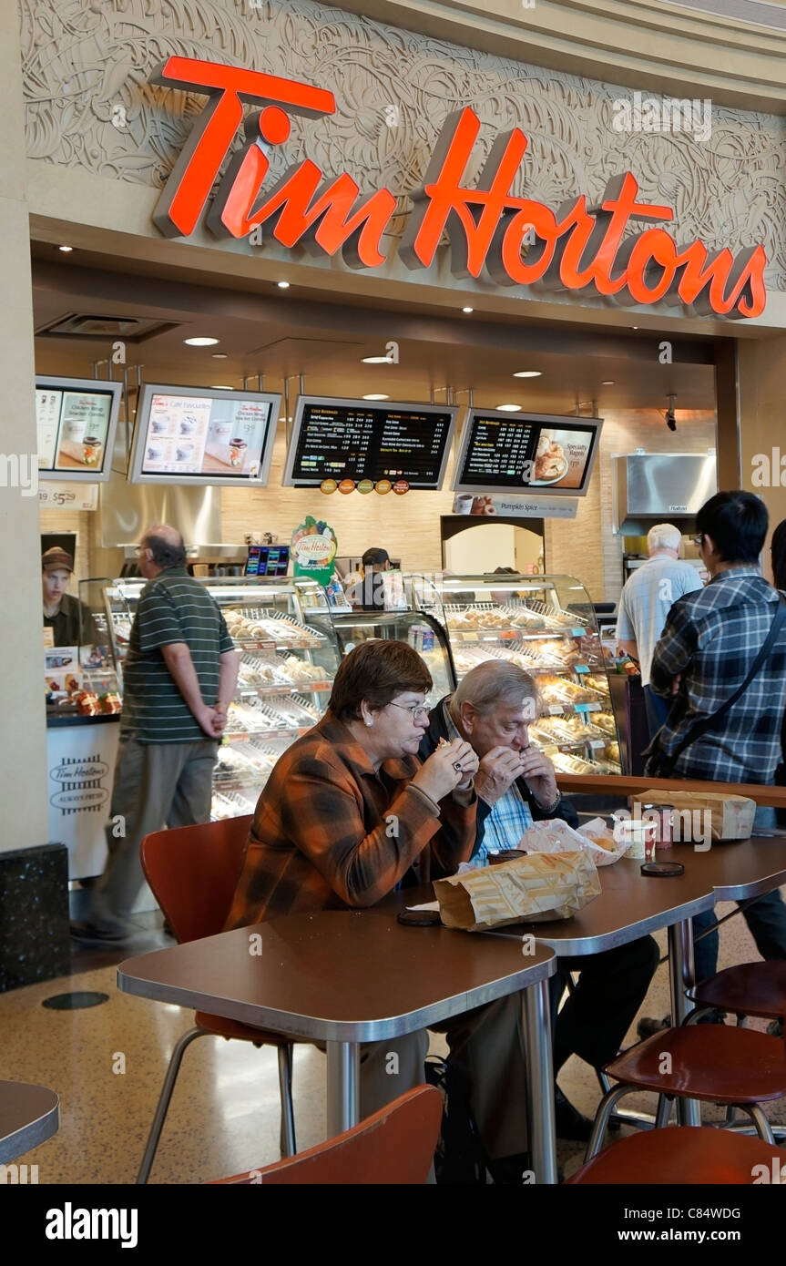 Tim Hortons Restaurant, lokal Stockfoto