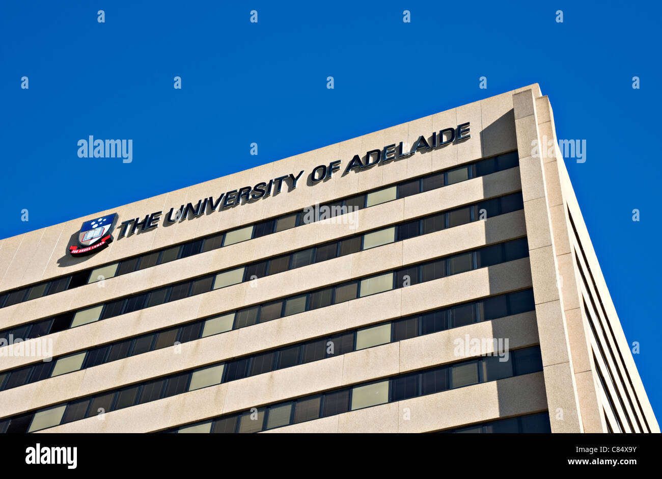 Das moderne Hochhaus Gebäude von der University of Adelaide in Südaustralien der Nord-Terrasse Stockfoto