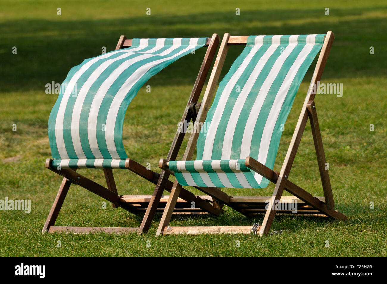 Liegen am Strand Stockfoto
