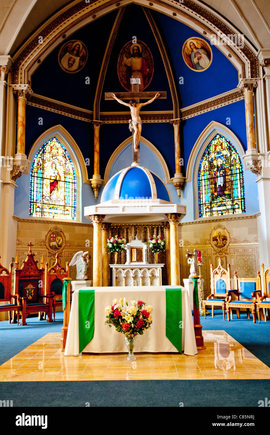 Hauptaltar der St. Francis Cathedral; Baker City; Oregon, USA