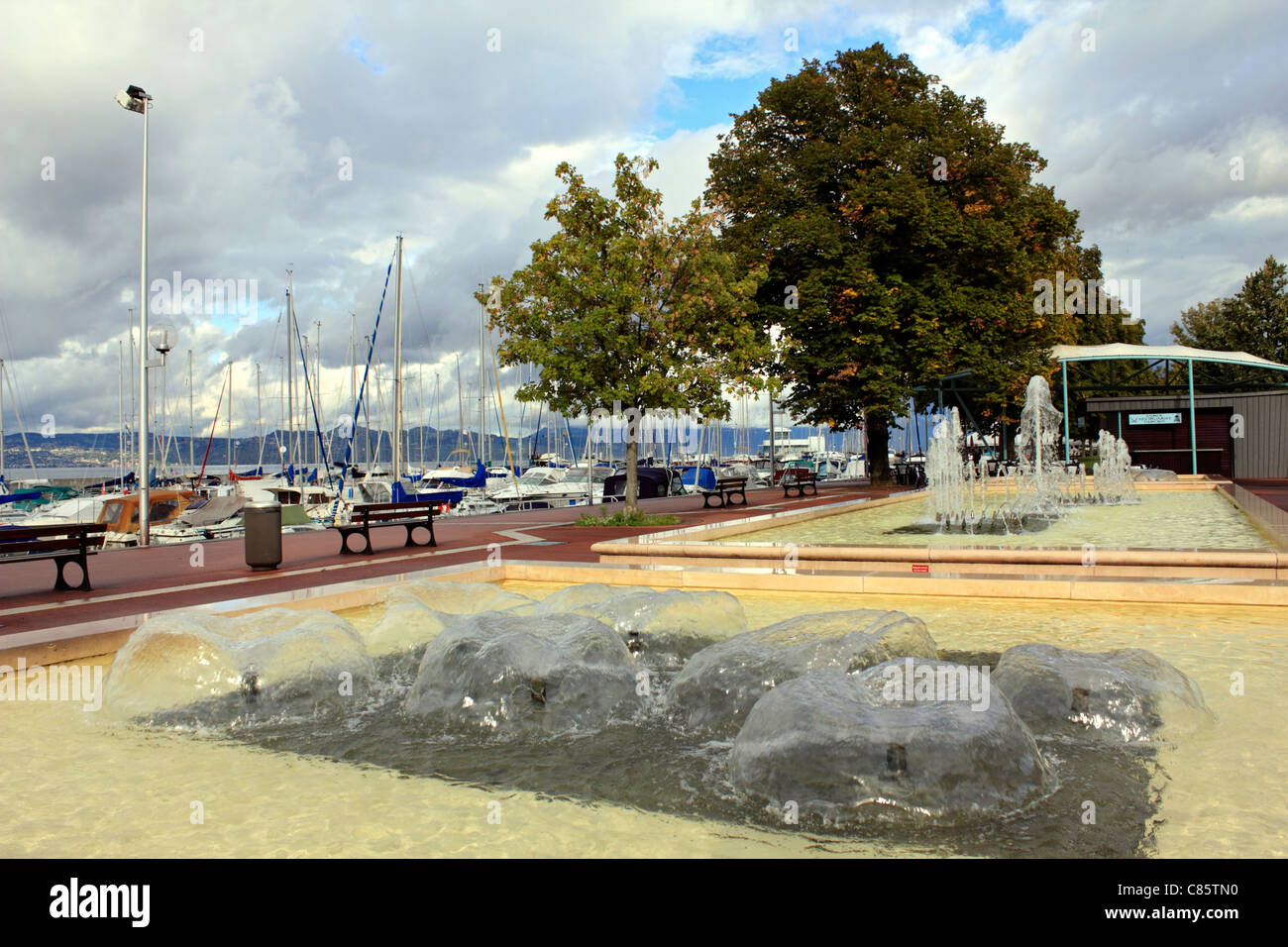 Évian-Les-Bains am Genfersee in Haute-Savoie-Abteilung der Region Rhône-Alpes im Südosten Frankreichs. Stockfoto
