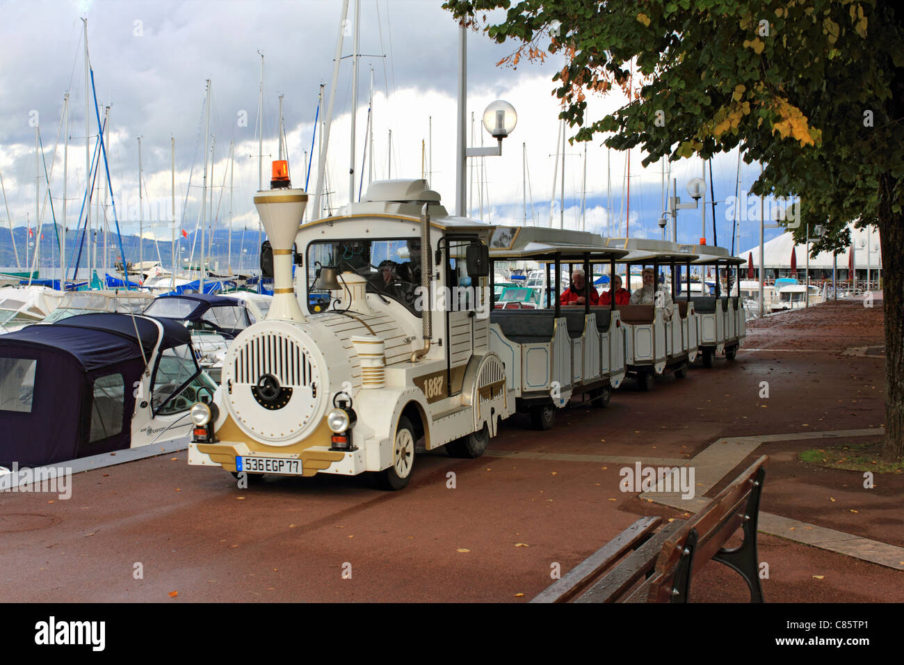 Évian-Les-Bains am Genfersee in Haute-Savoie-Abteilung der Region Rhône-Alpes im Südosten Frankreichs. Stockfoto