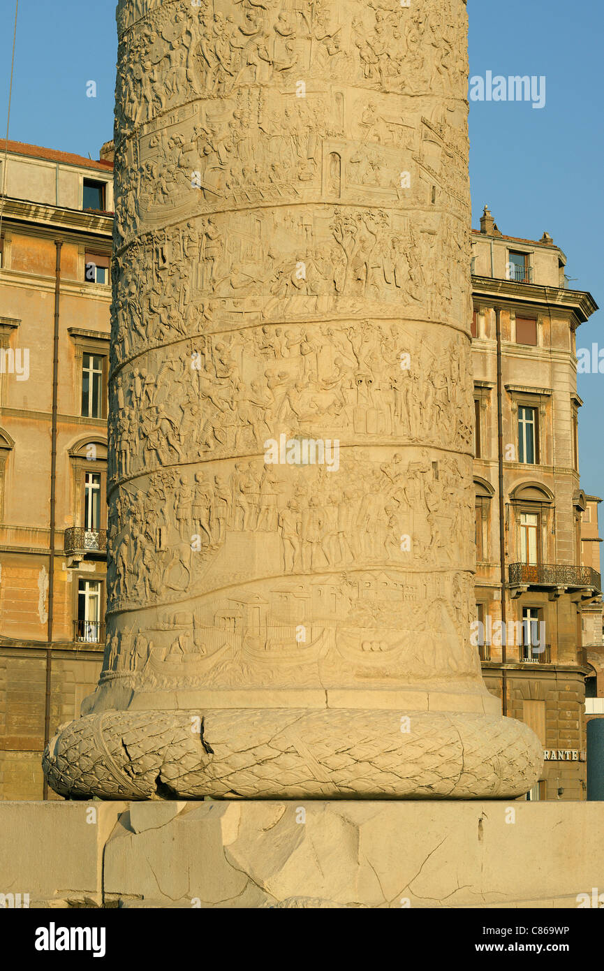 Geschnitzte Relief Traian s Spalte Colonna di Traiano Traianus Rom Italien Stockfoto