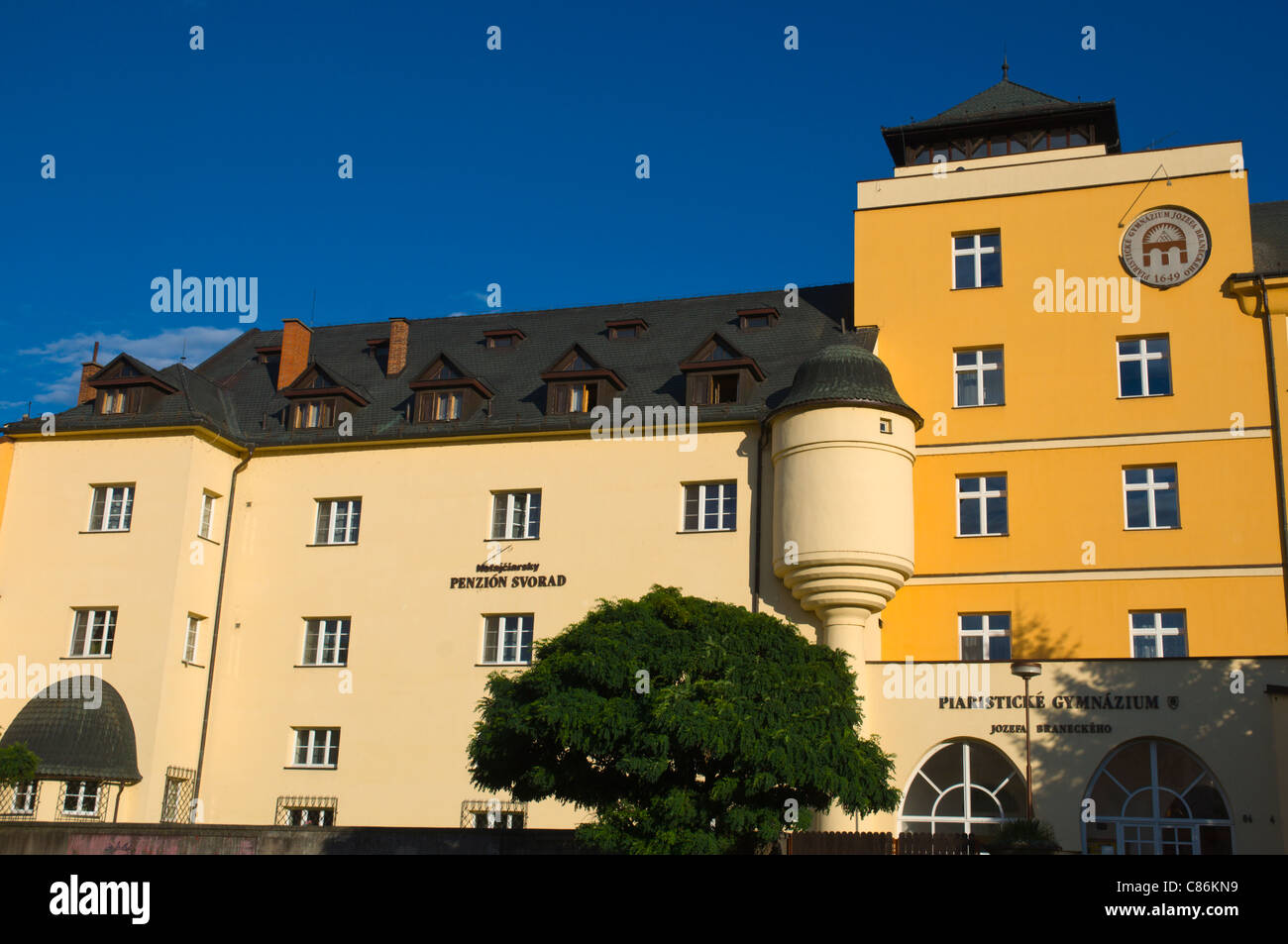 Penzion Svorad untergebracht in einem Gebäude mit Grundschule Palackého Straße Trentschin Stadt Slowakei Europa Stockfoto