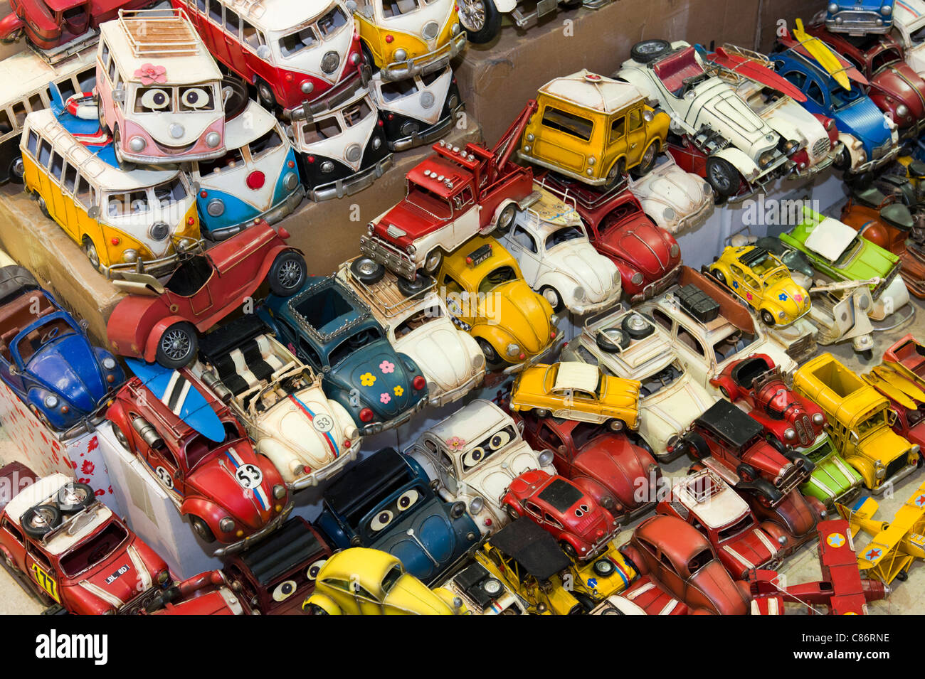 Modellautos für Verkauf in den großen Basar, Istanbul, Türkei Stockfoto