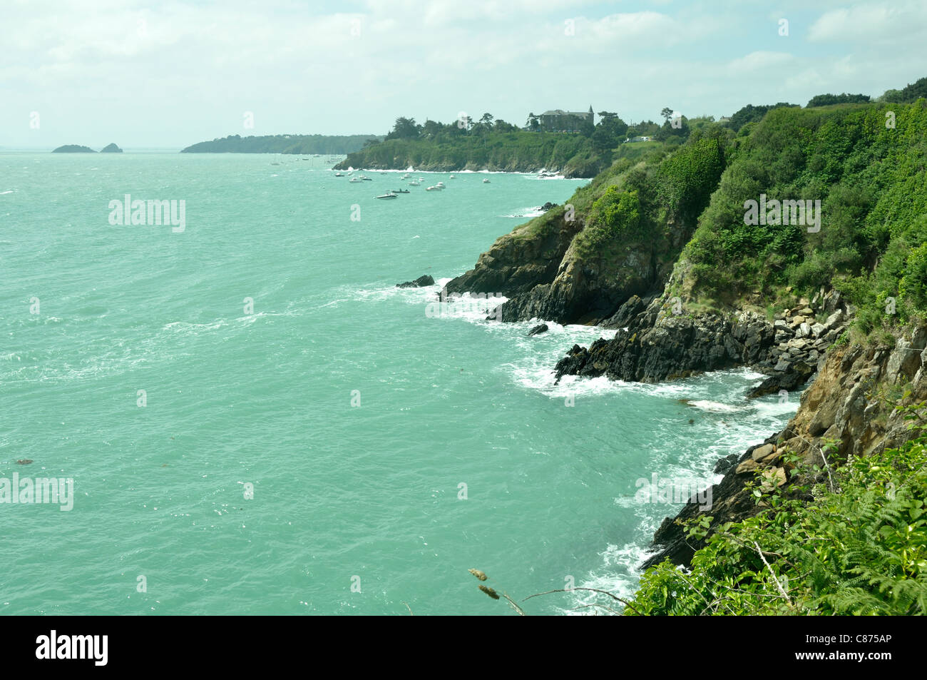 Küste von der Spitze des Grouin, Cancale, Costa Smeralda (Bretagne, Frankreich). Stockfoto