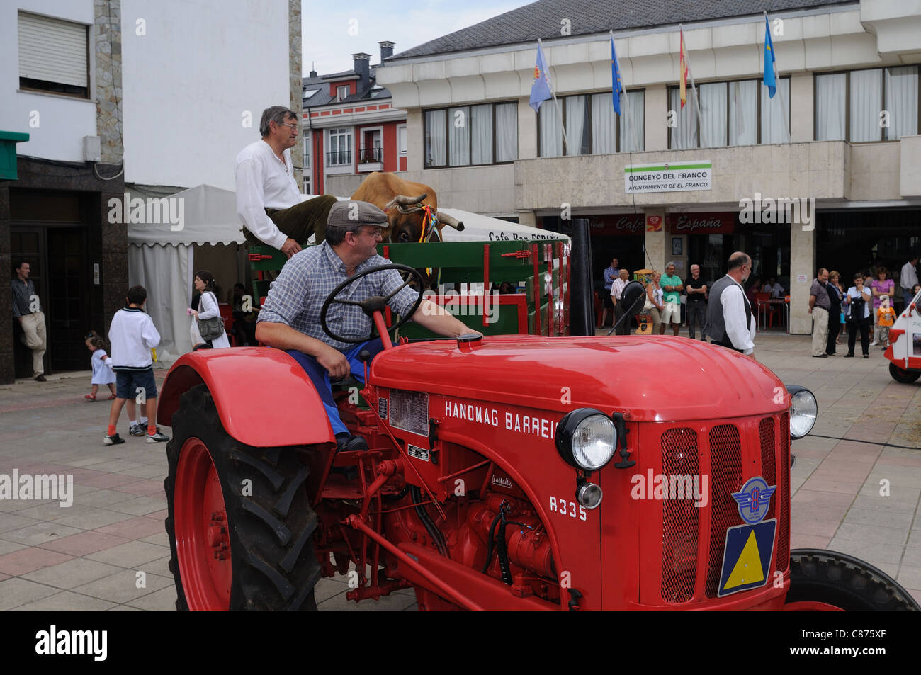 Barreiros Traktor - Landwirtschaftsmesse in "La Caridad" (El Franco Rat). Principado de Asturias. Spanien Stockfoto