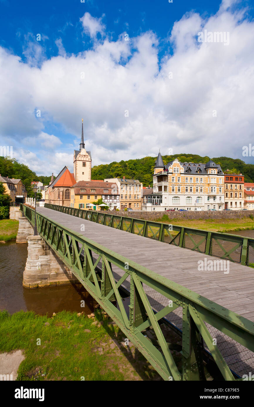Deutschland, Thüringen, Gera, Untermhaus, Blick auf Brücke über Weisse Elster Stockfoto