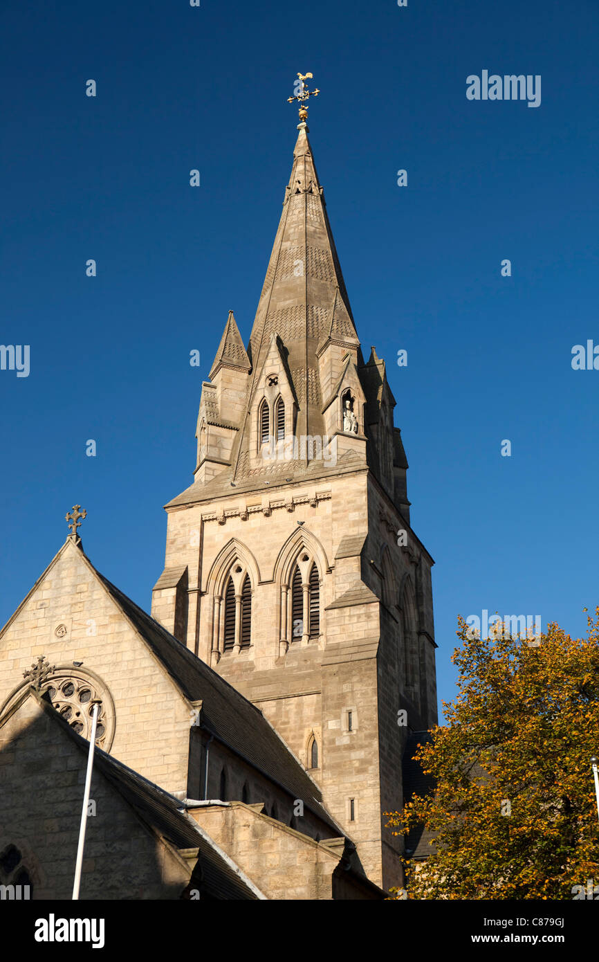 UK, Nottinghamshire, Nottingham, Derby Straße, katholische Kathedrale Kirche San Barnaba Turmspitze Stockfoto