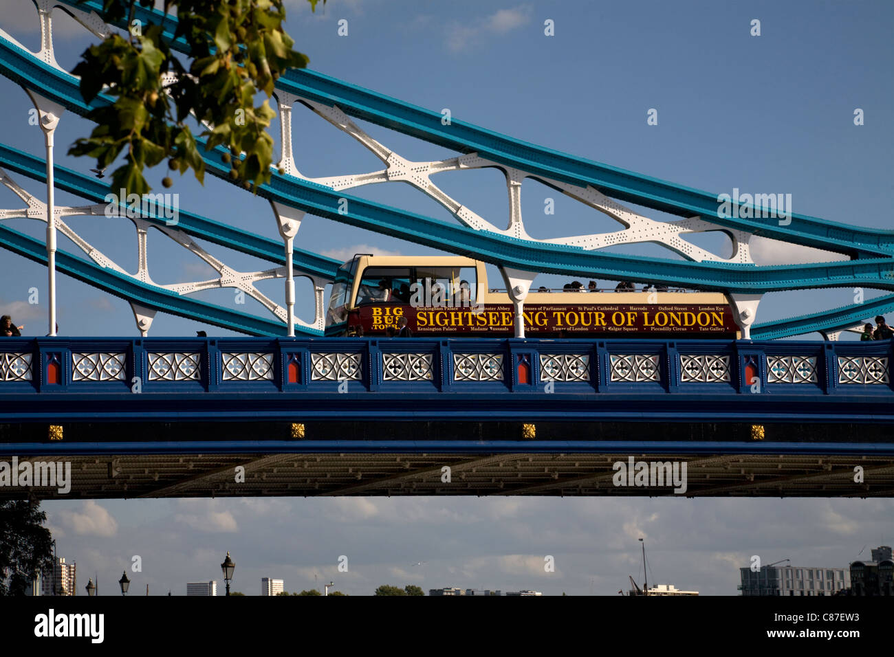 Tower Bridge Fluss Themse London england Stockfoto