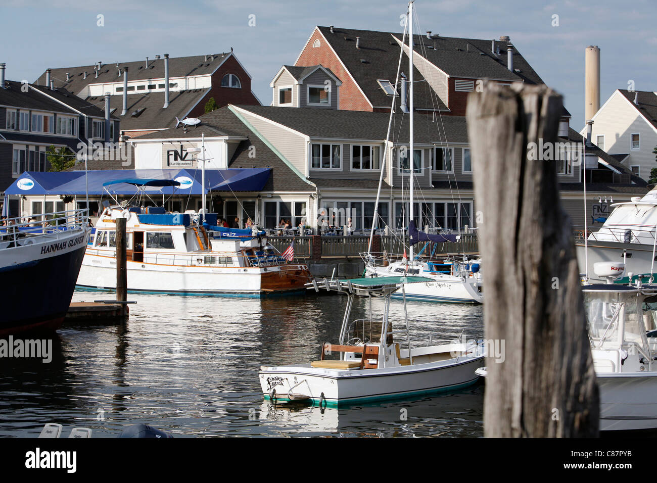Boote im Hafen, Salem, Massachusetts Stockfoto
