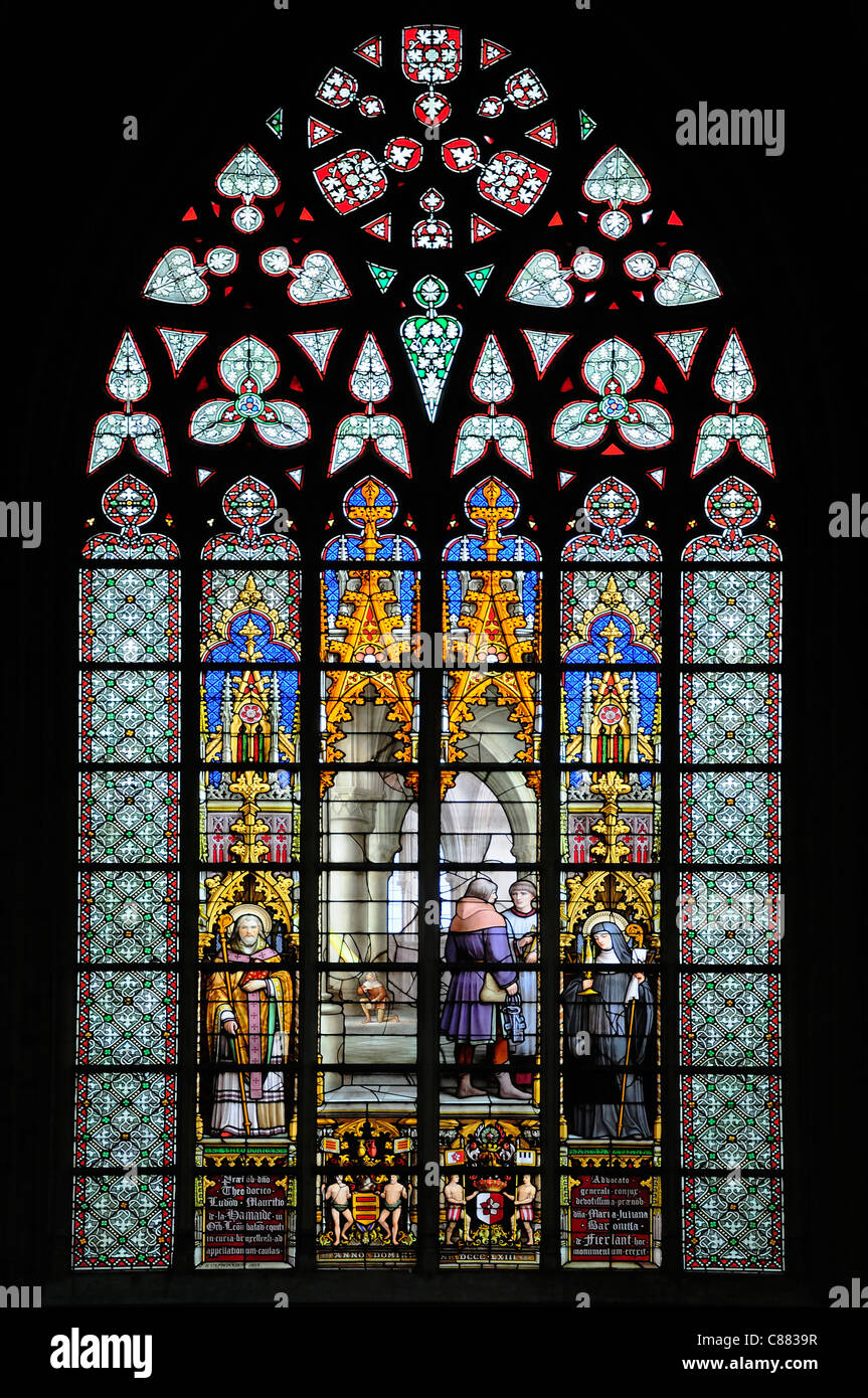 Brüssel, Belgien Kathedrale St. Michael und St. Gudula (1519: Gotisch) Buntglasfenster Stockfoto