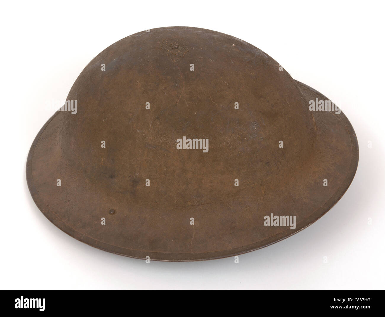 Amerikanischen WWI M1917 Helm basierend auf dem britischen Brodie Mk ich Helm. Stockfoto