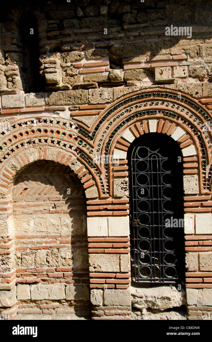 Bulgarien, Nessebar (aka Nessebar oder Nessebar). Kirche des Hl. Paraskeva, 13. / 14. Jahrhundert. Stockfoto