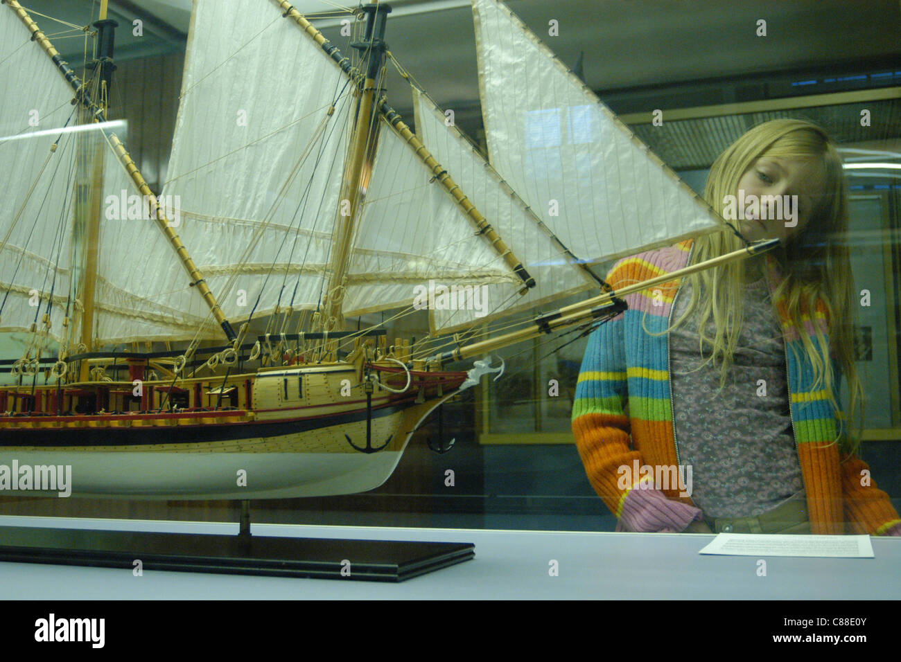 Modell eines Segelschiffs gesehen im Science Museum in London, England, UK. Stockfoto