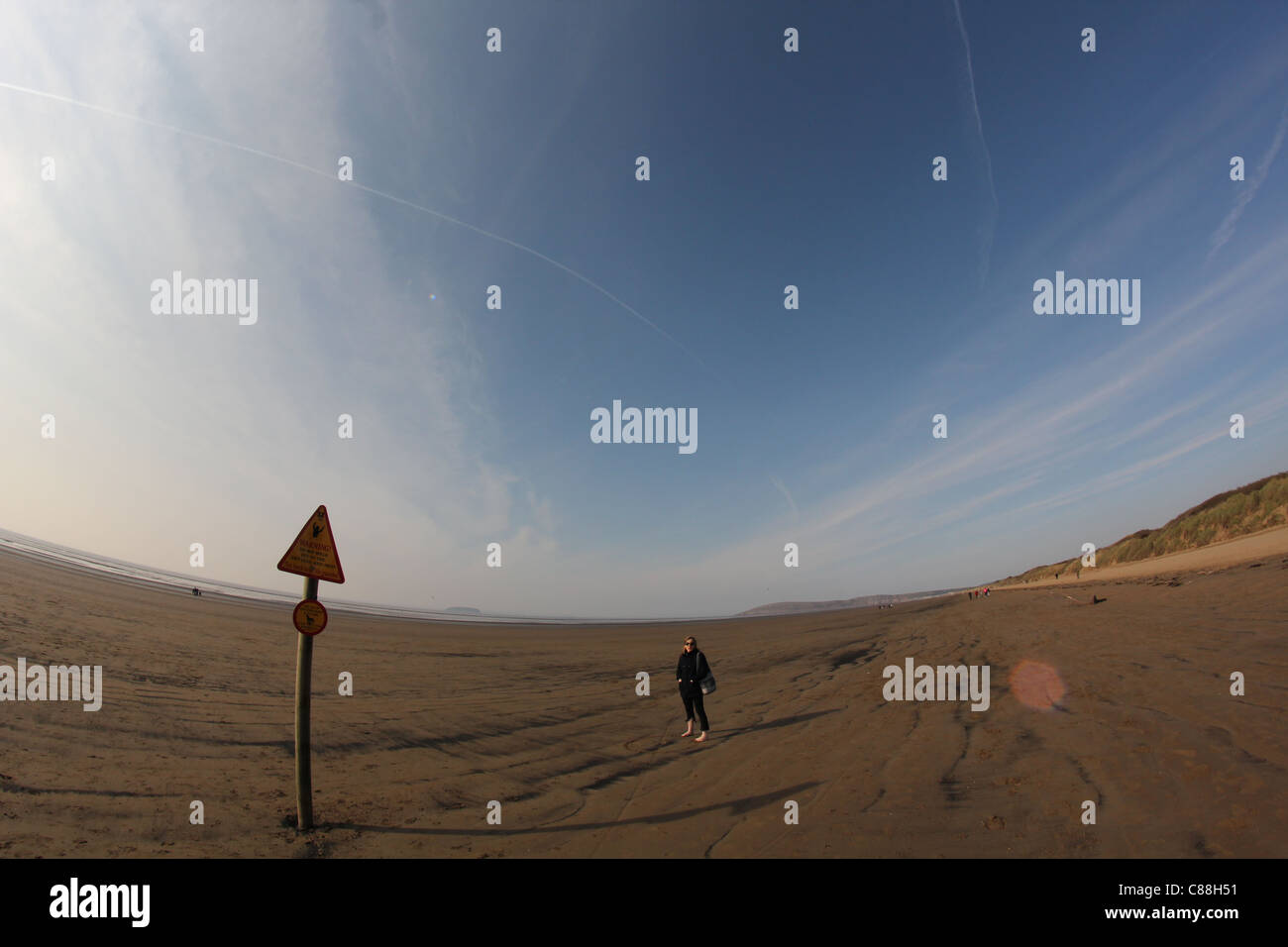 Warnschild am Strand, Breen Down, Somerset, England Stockfoto