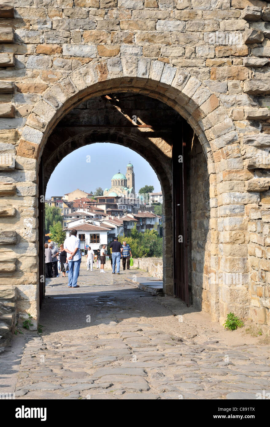 Blick auf die Stadt von Tsarevets Fortress Kathedrale Veliko Tarnovo, Bulgarien Stockfoto