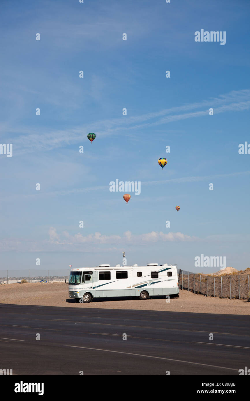 RV geparkt in Albuquerque Stockfoto RV geparkt in Albuquerque Stockfoto
