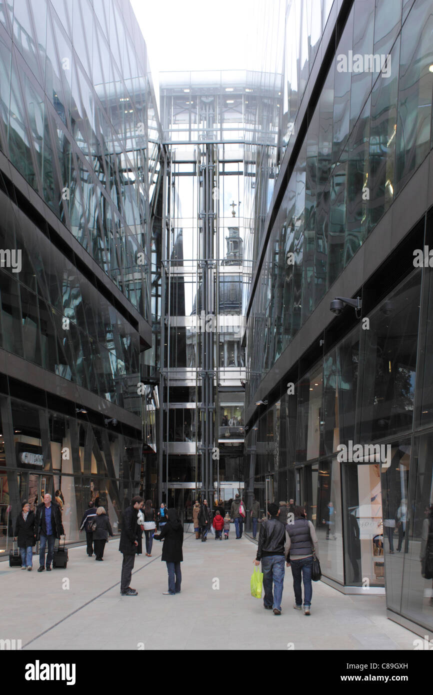 Eine neue Änderung-Einkaufszentrum in der Nähe von St Pauls Cathedral London Stockfoto