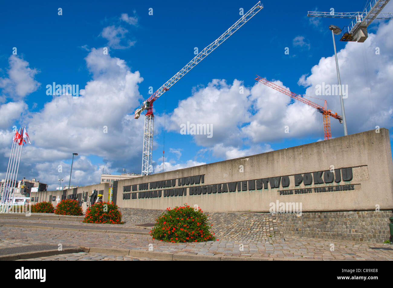 Plac Solidarnosci Solidarität Platz außerhalb der Werften Danzig Pomeriania nördlichen Polen Mitteleuropa Stockfoto Plac Solidarnosci Solidarität Platz außerhalb der Werften Danzig Pomeriania nördlichen Polen Mitteleuropa Stockfoto