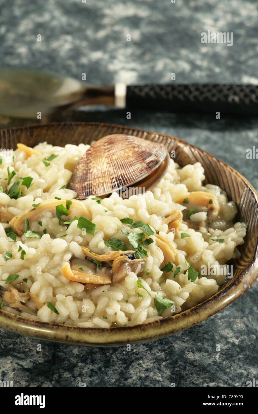 Risotto mit Littleneck Muscheln Stockfoto