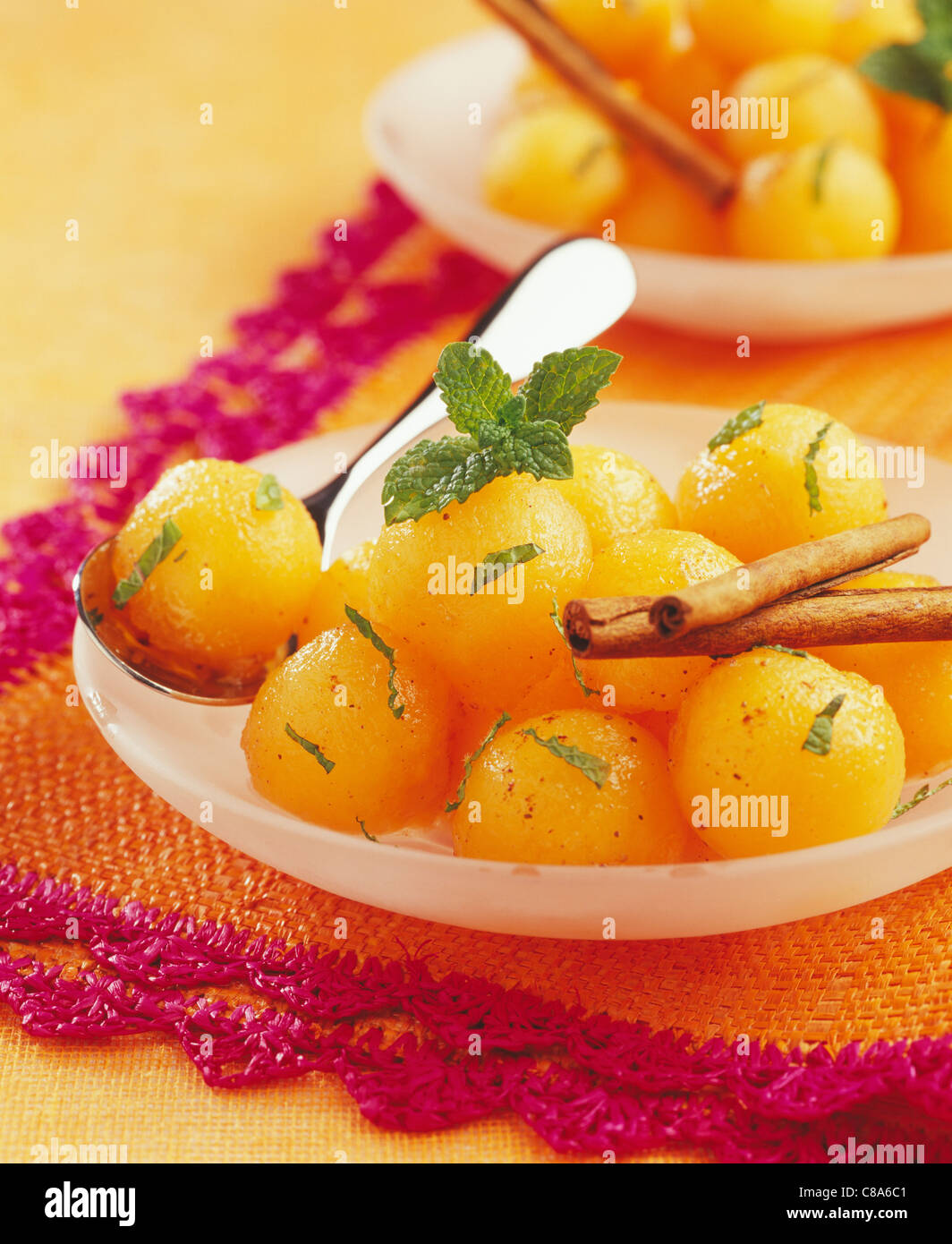 Pikante Melone Obstsalat mit Port Stockfoto